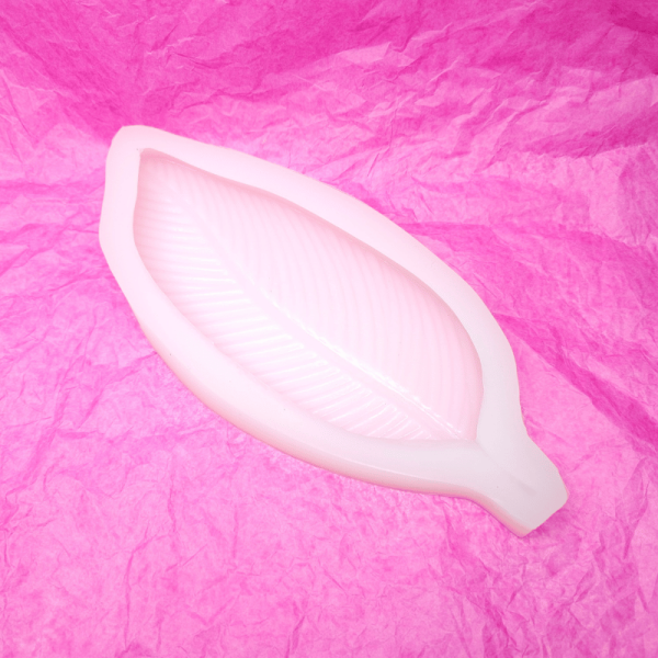 Silikonform schmales Baumblatt  /  29 cm x 11,5 cm x 1,5 cm